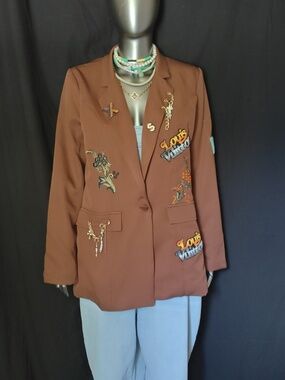 Junk Brooch Blazer